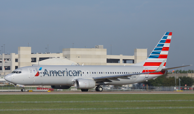 American 737-800